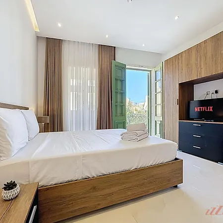 Malta Rooftop With Private Plunge Pool & Bbq Feriehus Hal Ghaxiak