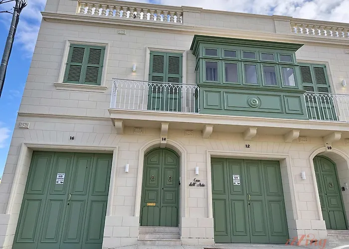 Malta Rooftop With Private Plunge Pool & Bbq Feriehus