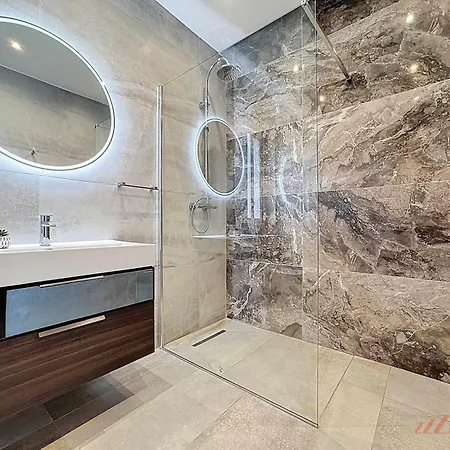 Malta Rooftop With Private Plunge Pool & Bbq *