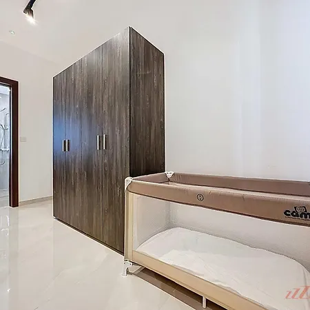 Malta Rooftop With Private Plunge Pool & Bbq Case de vacanță