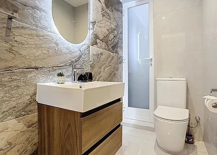 Malta Rooftop With Private Plunge Pool & Bbq