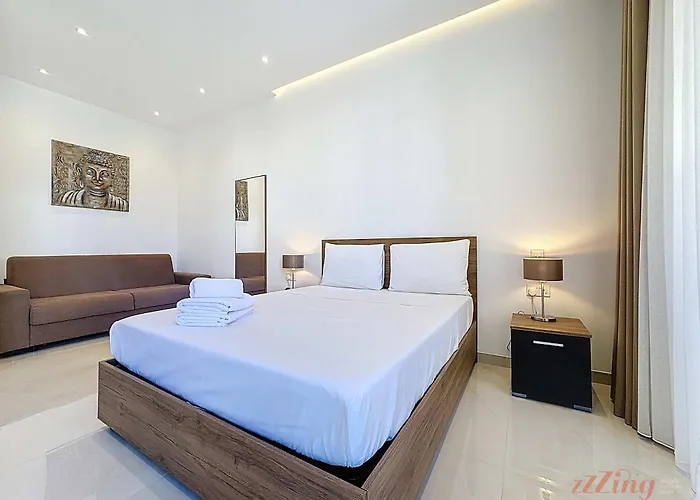 Malta Rooftop With Private Plunge Pool & Bbq Case de vacanță *