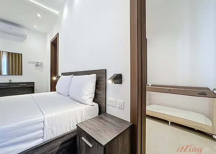 Malta Rooftop With Private Plunge Pool & Bbq Σπίτι διακοπών Hal Ghaxiak